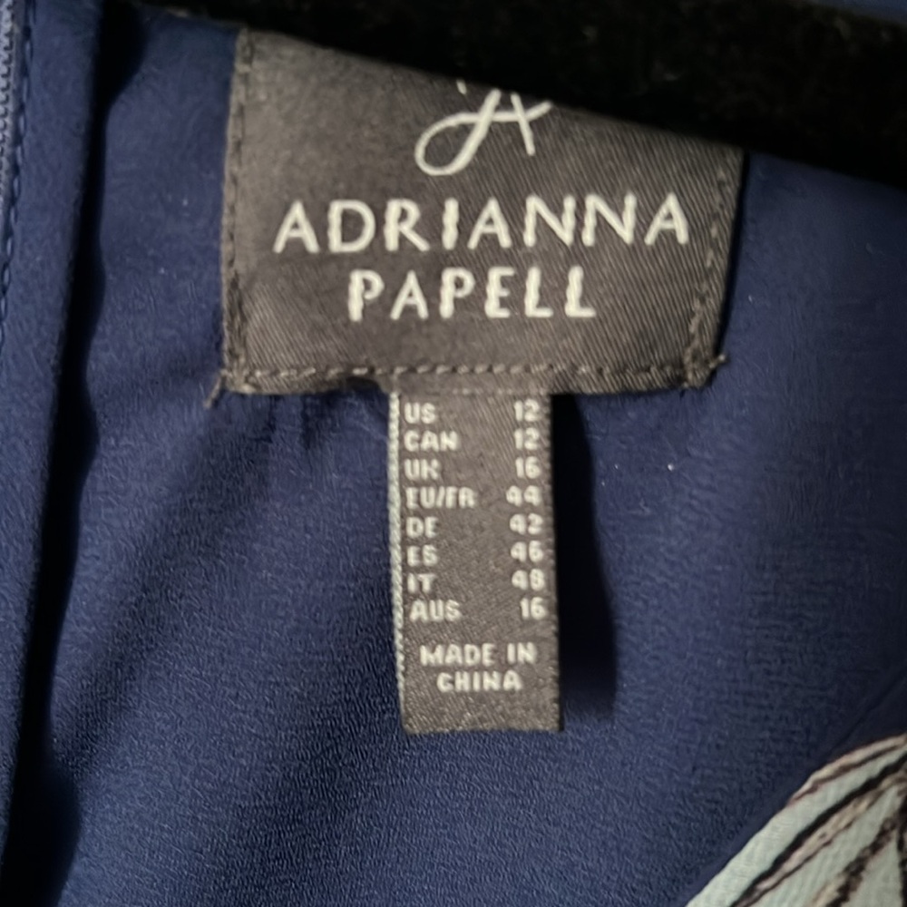 Dress - Picture 2 of 4